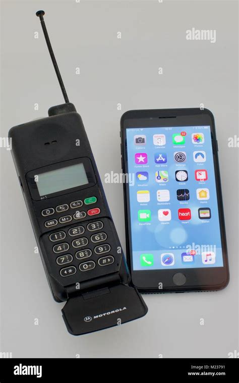 Mobile Phone 1990S Stockfotos Mobile Phone 1990S Bilder Alamy Mobile Phone 1990S Stockfotos Mobile Phone 1990S Bilder Alamy
